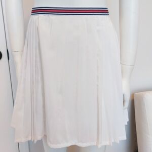 NWOT Silence + Noise White Accordion Pleat Skirt Large